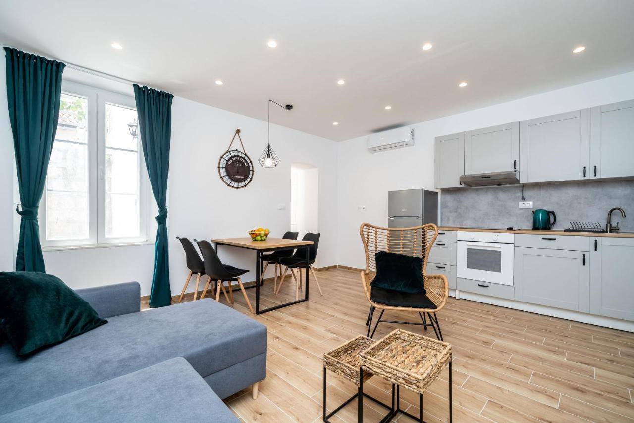 Apartments Marta Кавтат Екстериор снимка