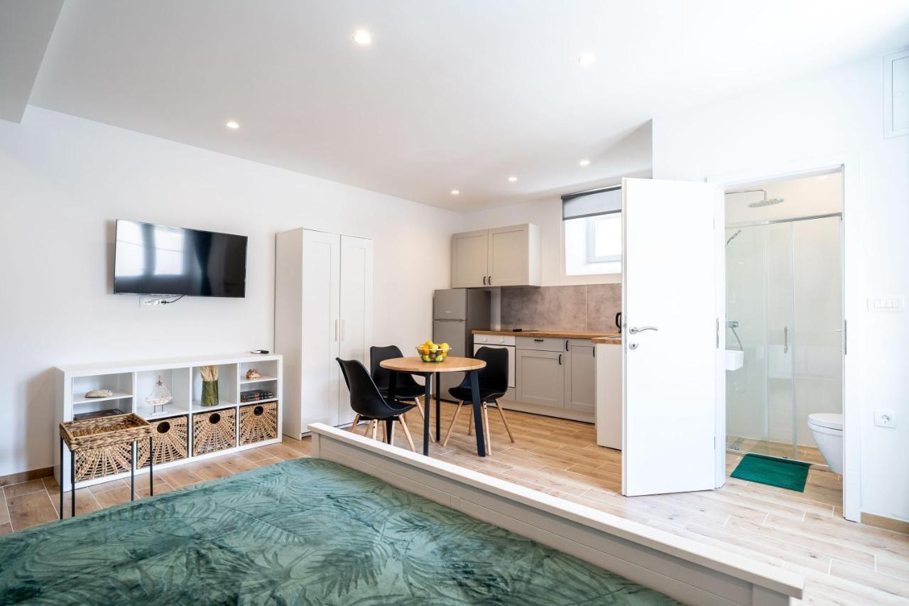 Apartments Marta Кавтат Екстериор снимка